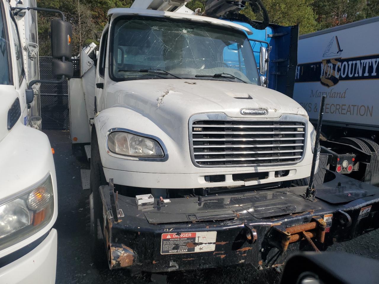 2019 Freightliner M2 106