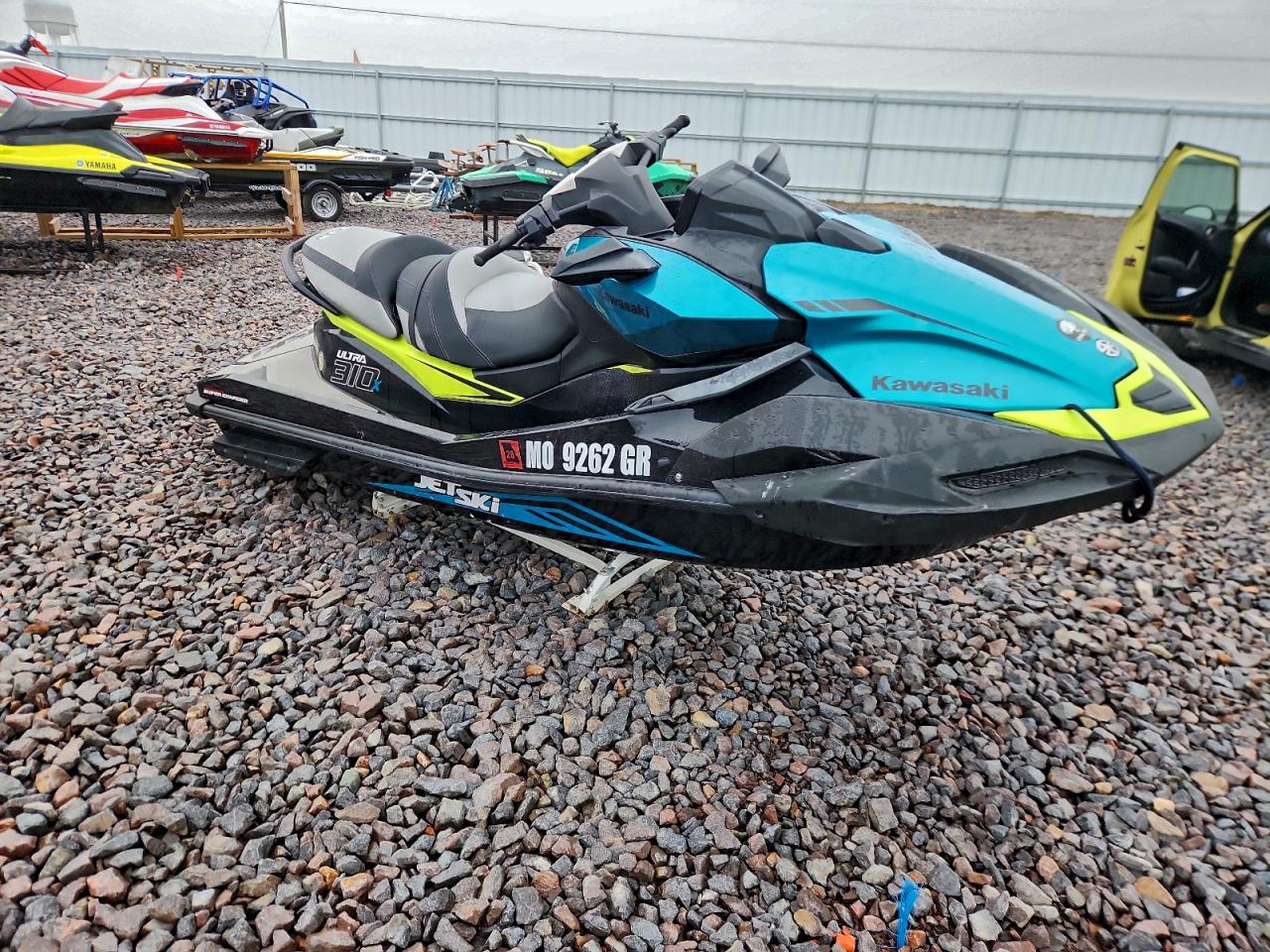 Kawasaki Ultra