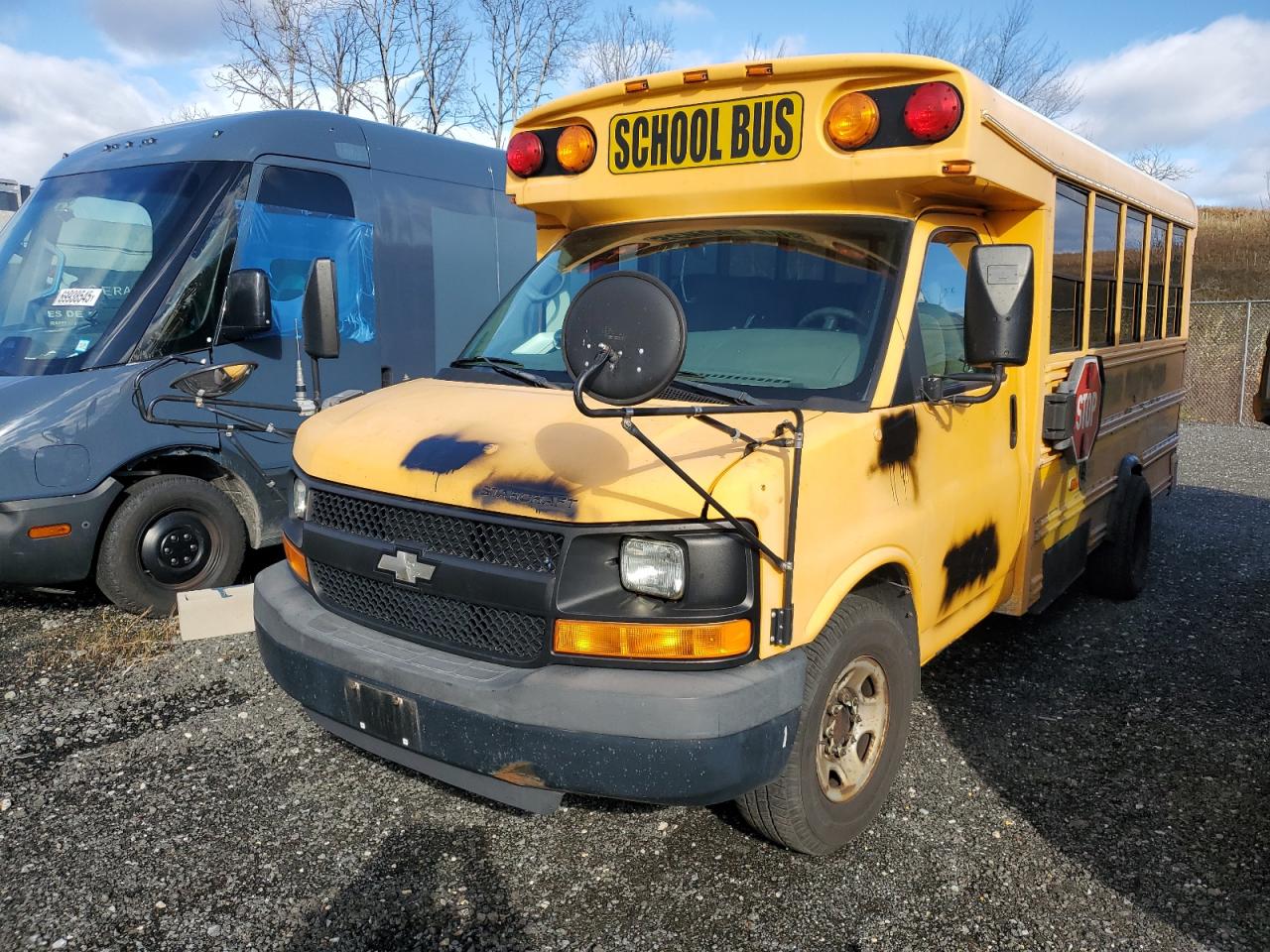2011 Chevrolet Bus