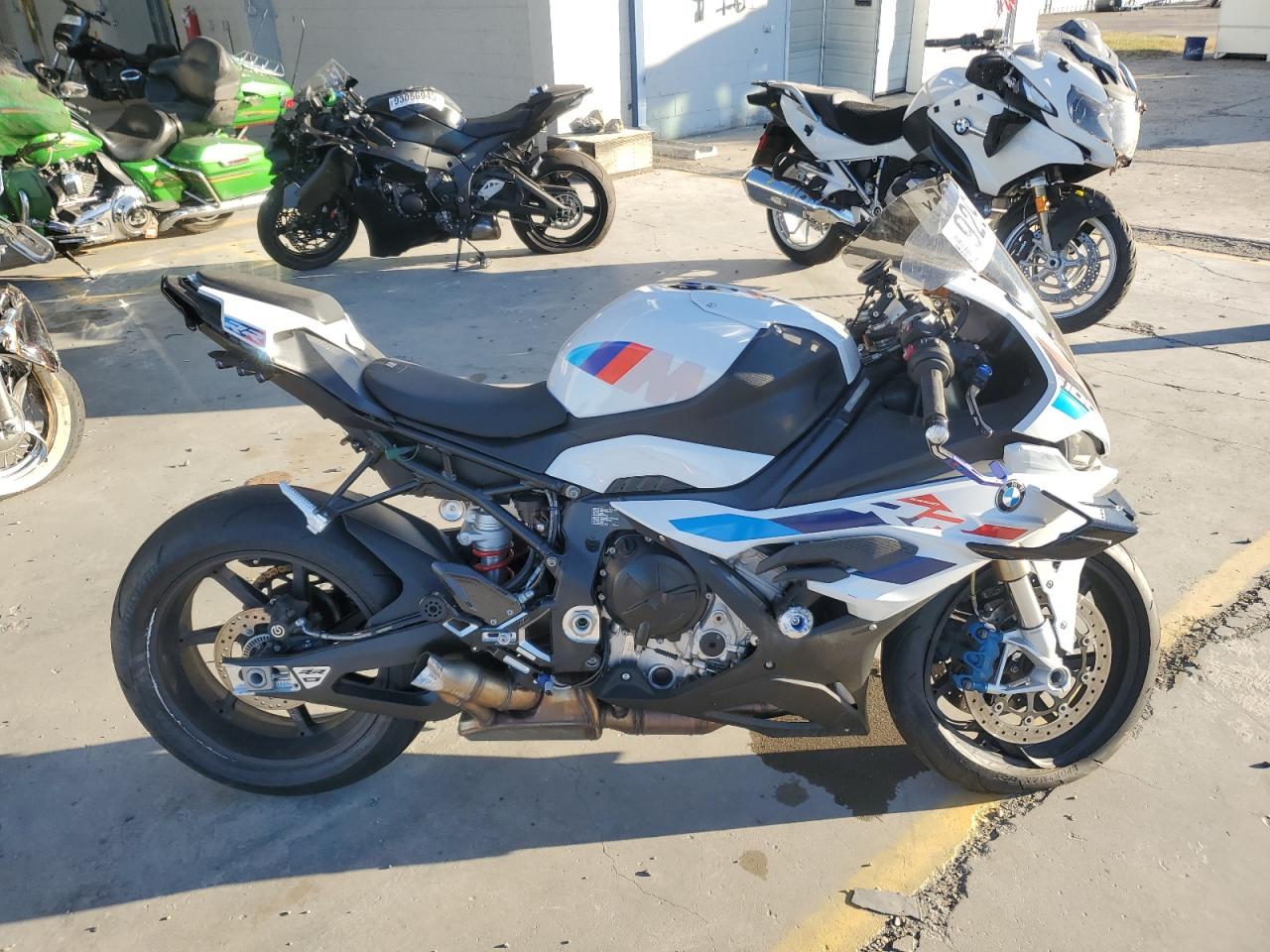 2024 BMW S 1000
