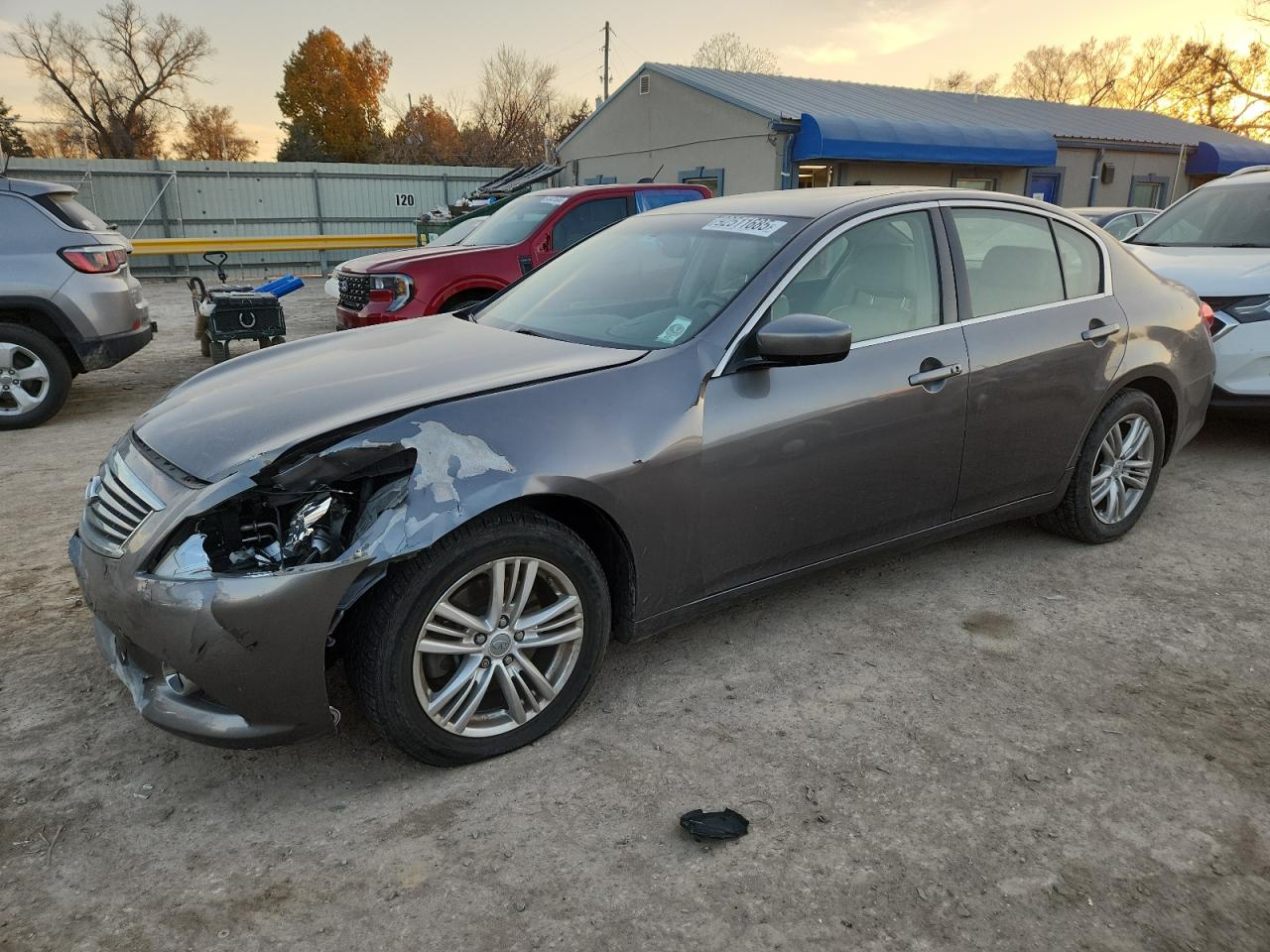 2013 Infiniti G37
