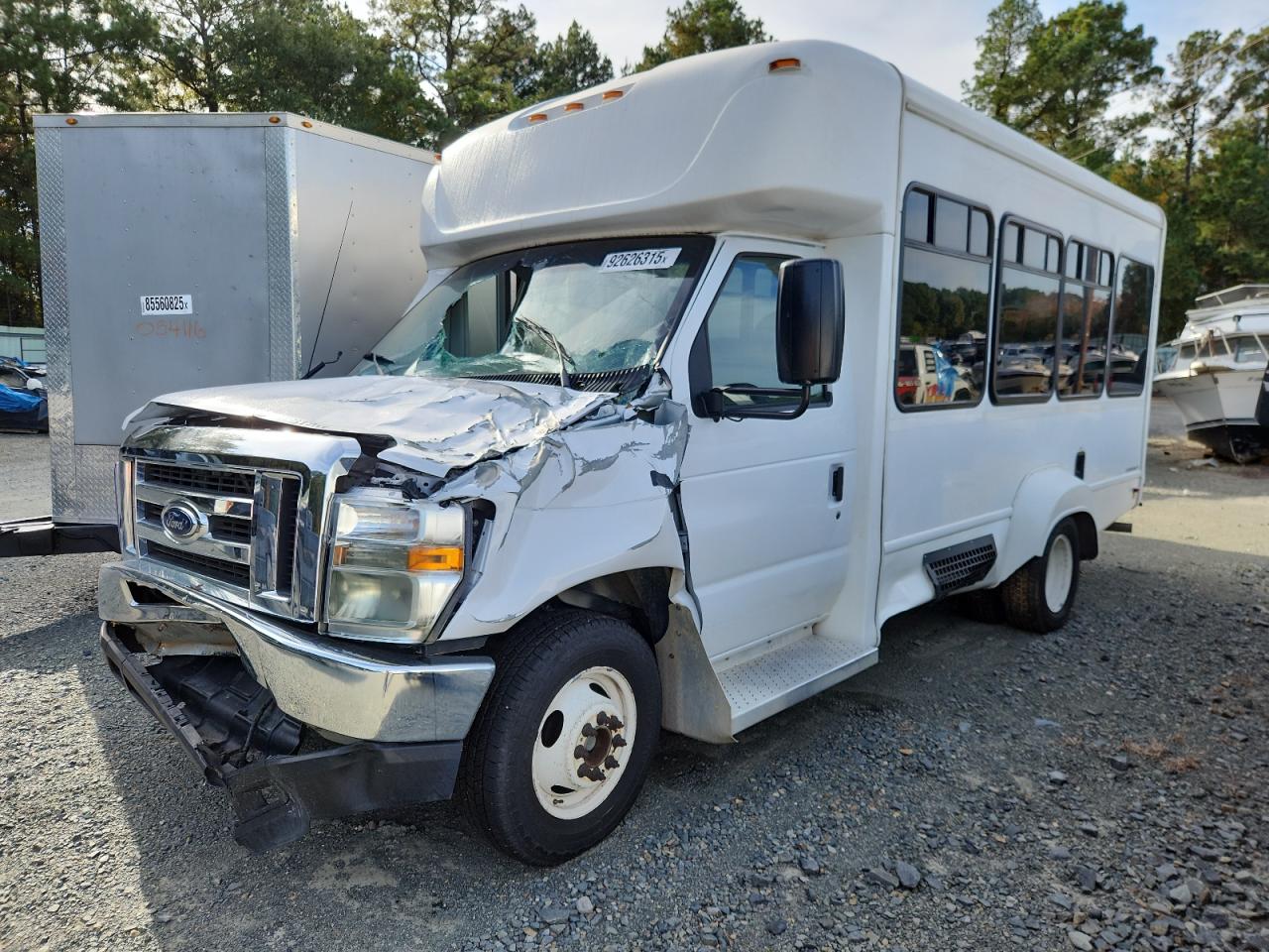 2018 Ford Econoline E350