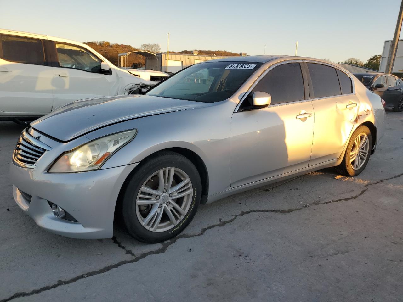 2013 Infiniti G37