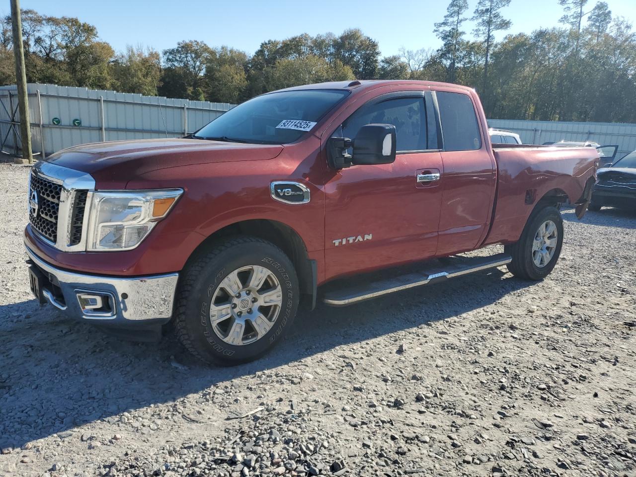 2017 Nissan Titan