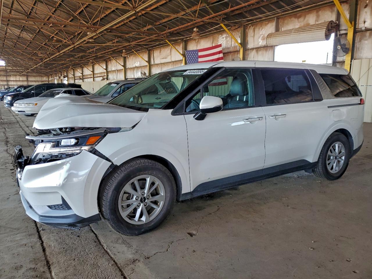 2023 Kia Carnival