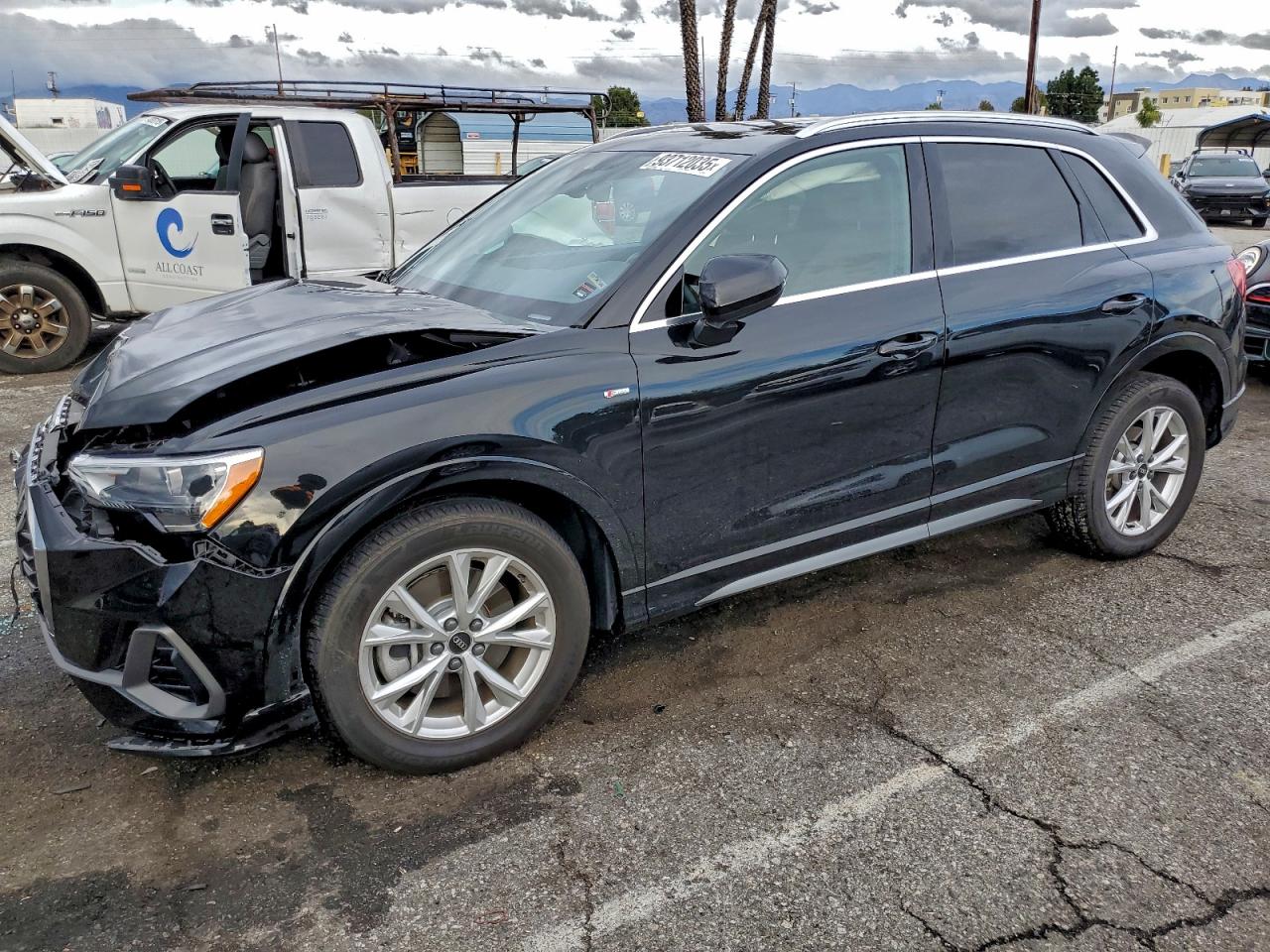 2022 Audi Q3