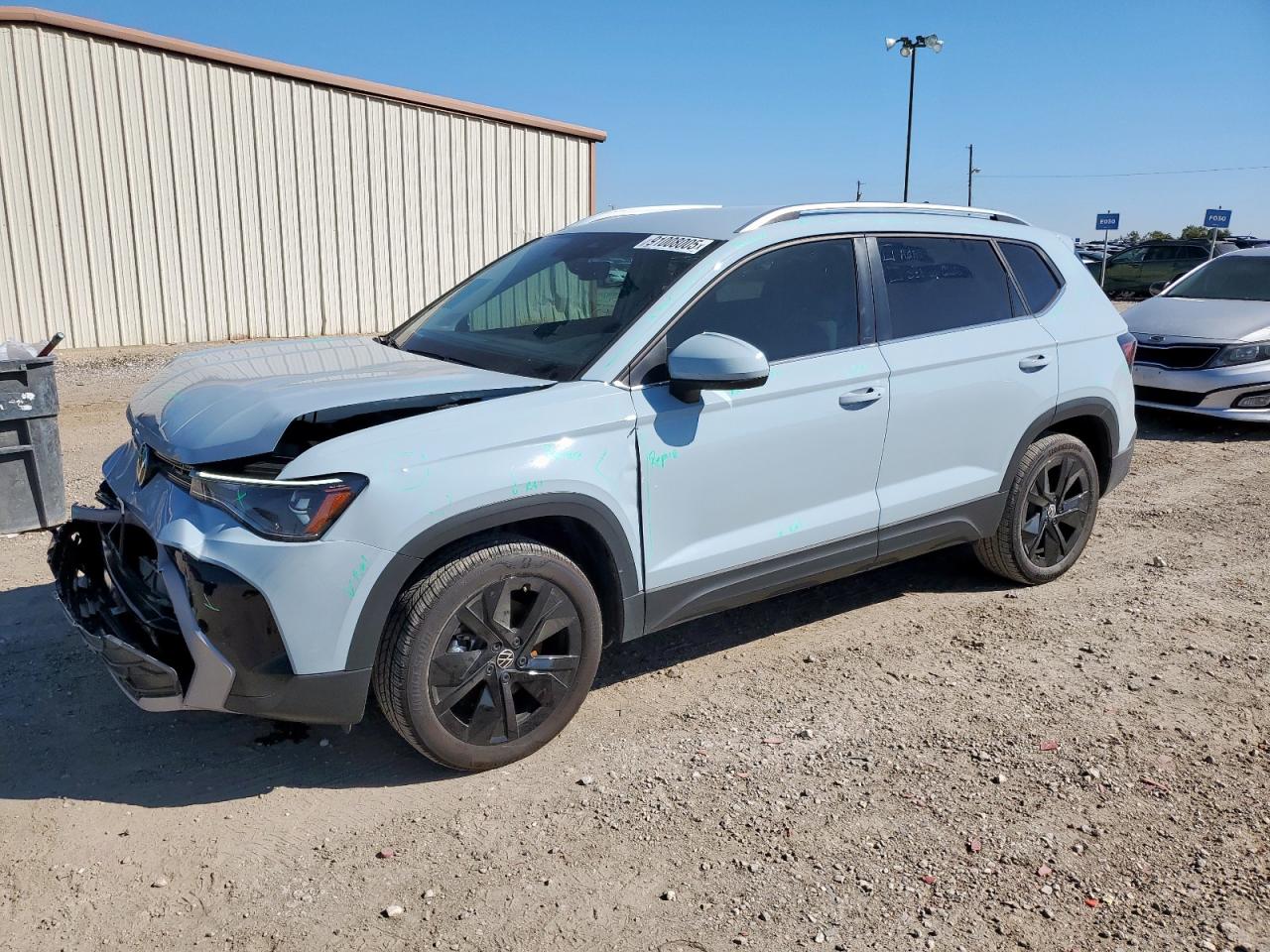 2025 Volkswagen Taos