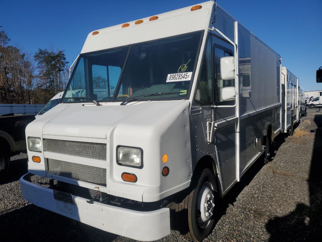 2003 Freightliner Mt45