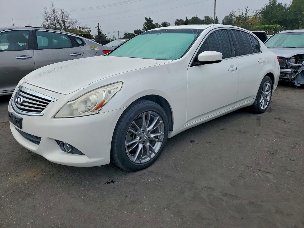 2011 Infiniti G37