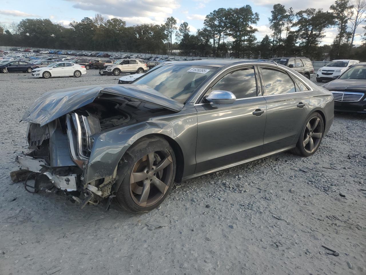 Audi S8