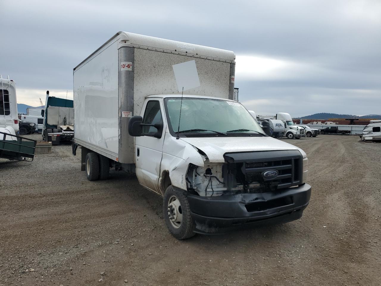 2024 Ford Econoline E350