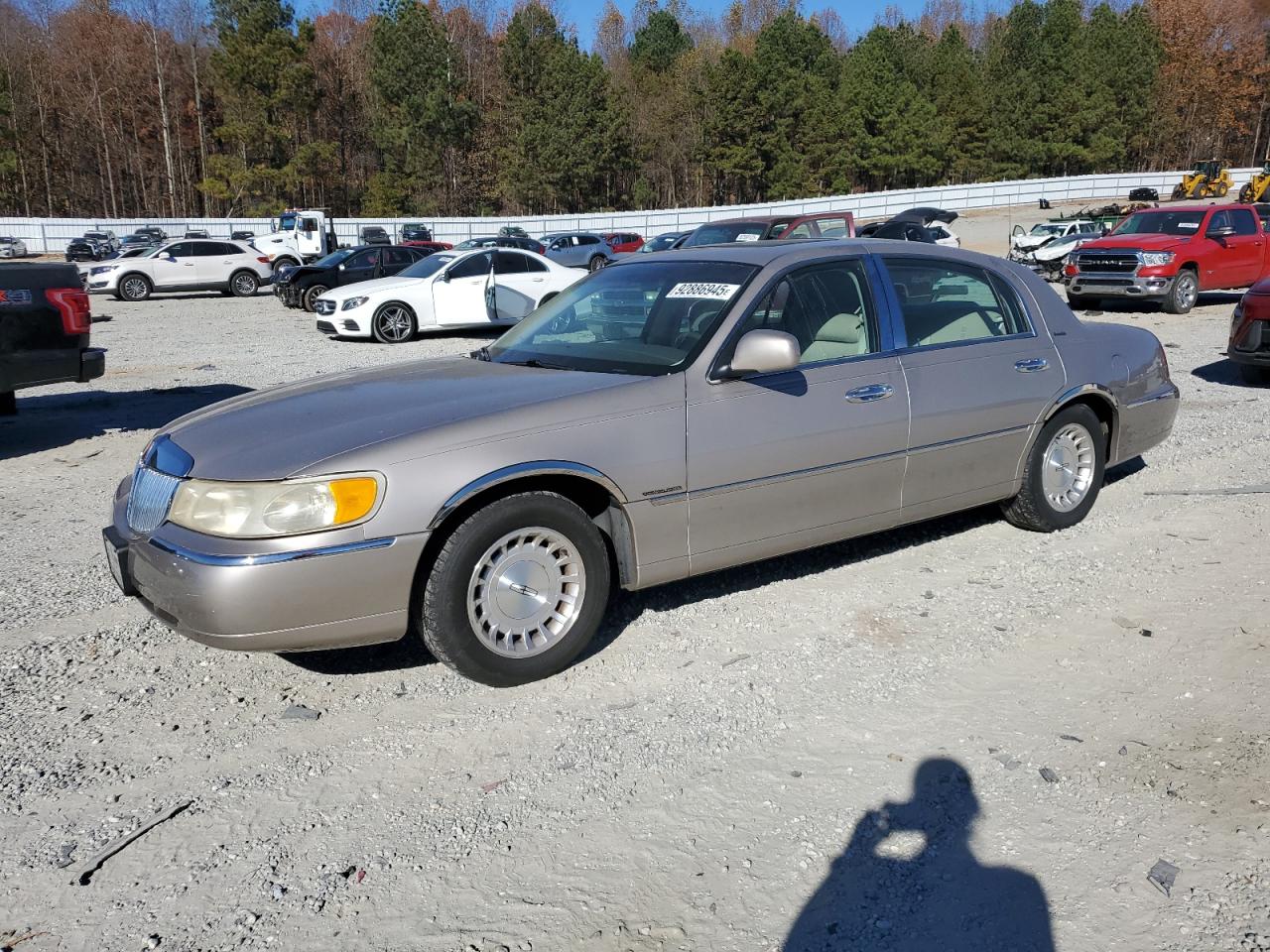 1999 Lincoln Town Car