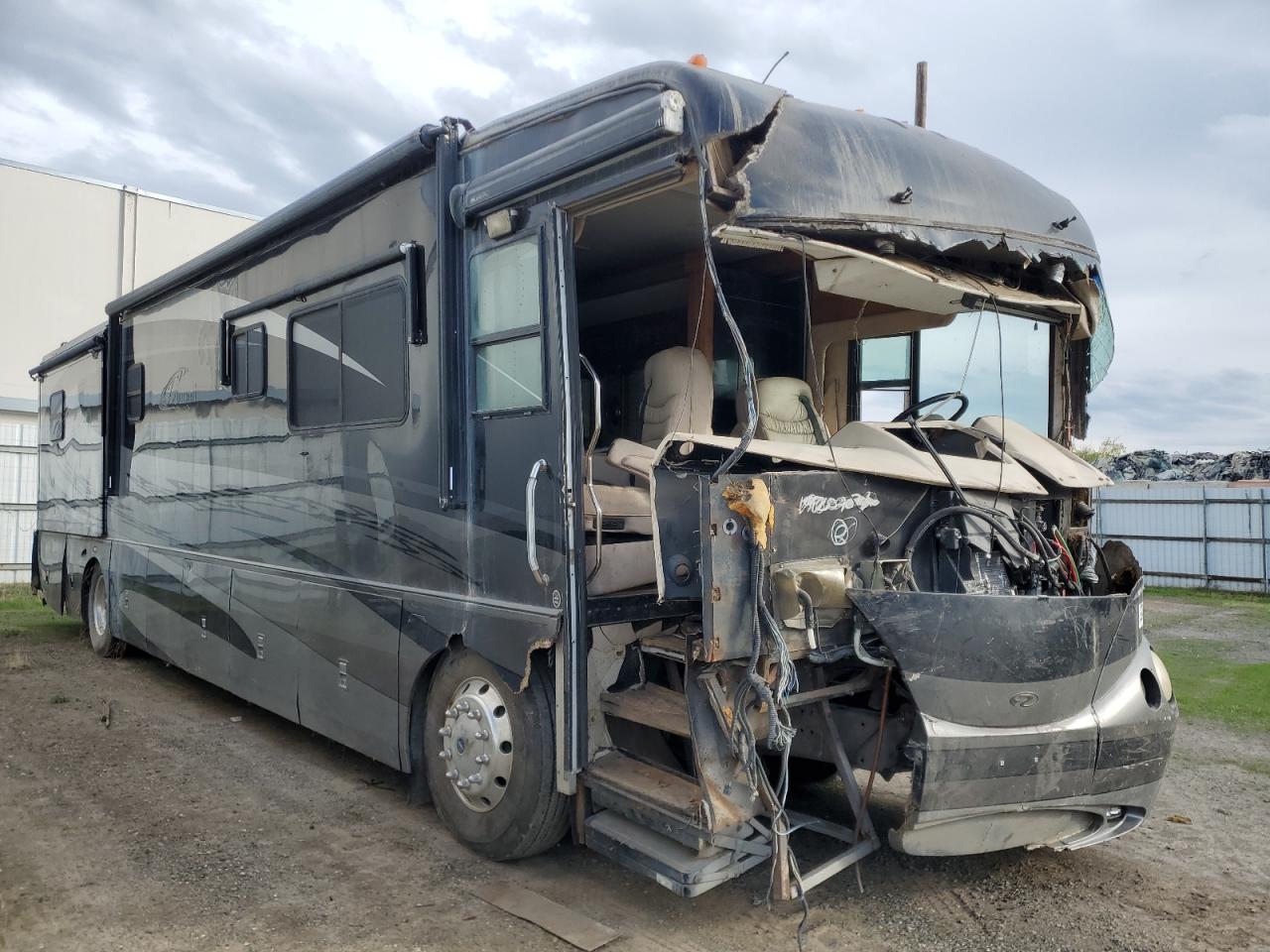 2005 Freightliner Chassis