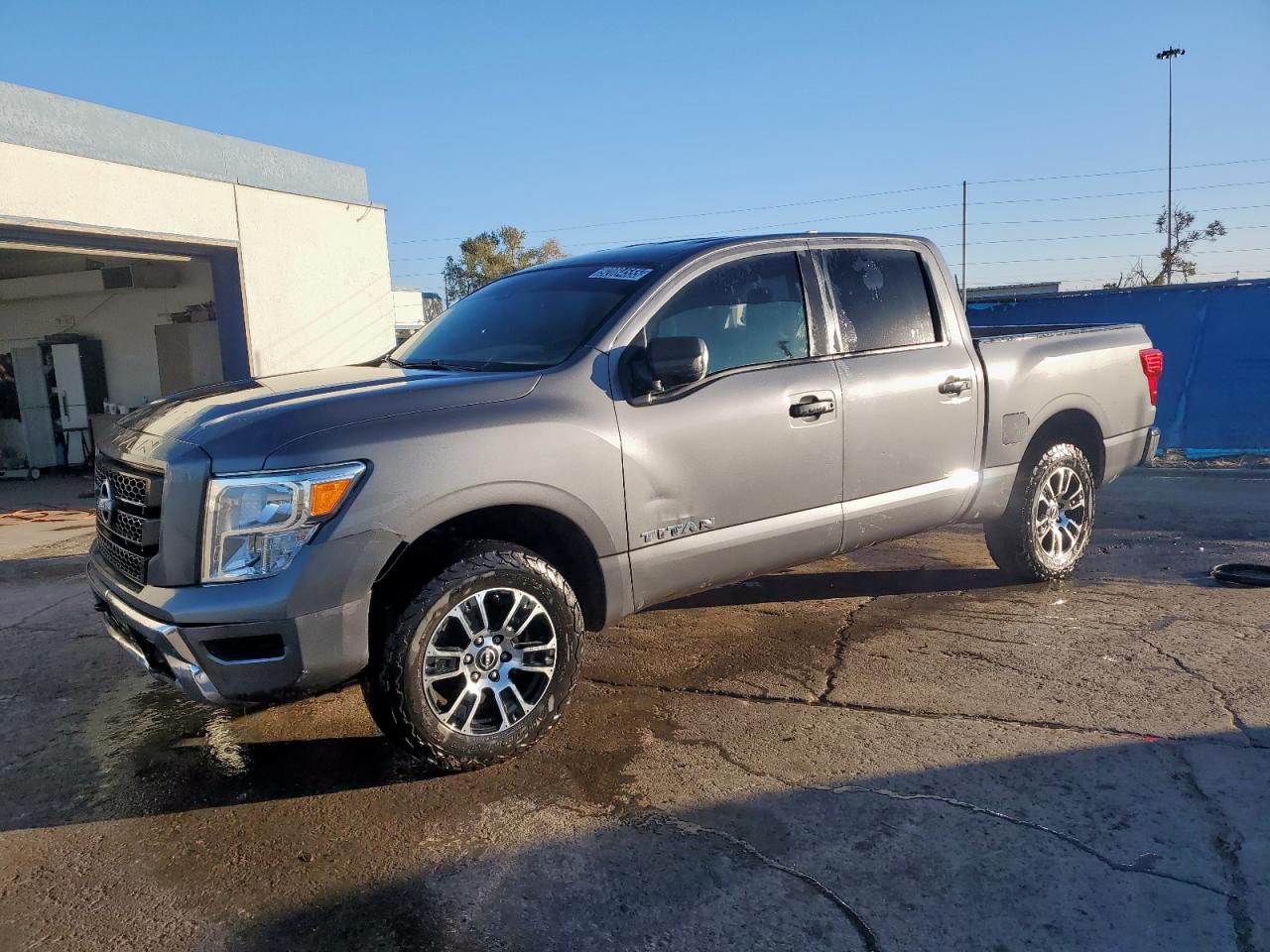 2023 Nissan Titan