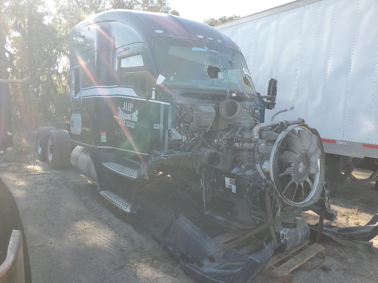2020 Kenworth T680