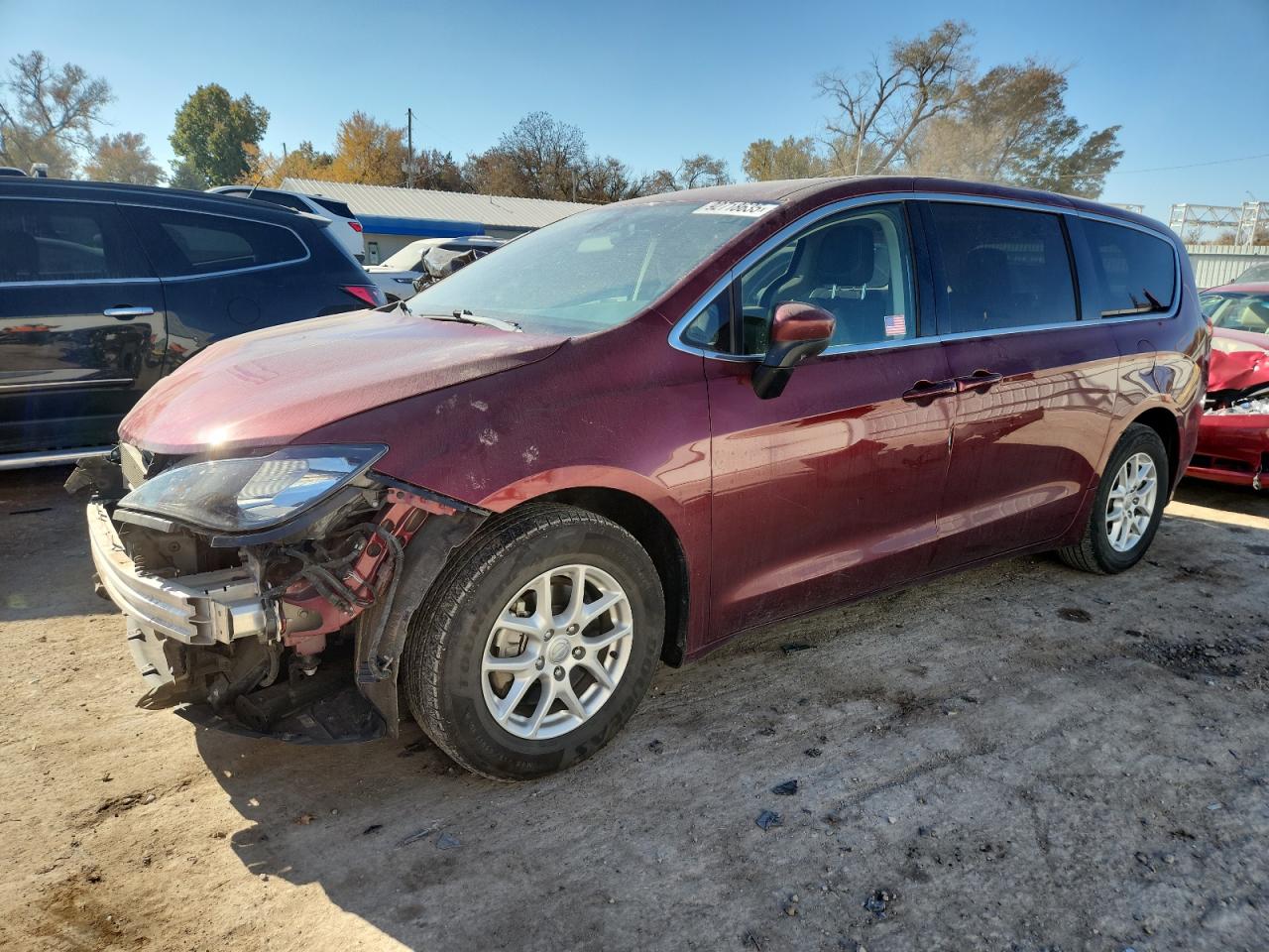 2020 Chrysler Voyager