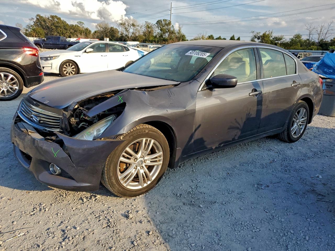 2013 Infiniti G37