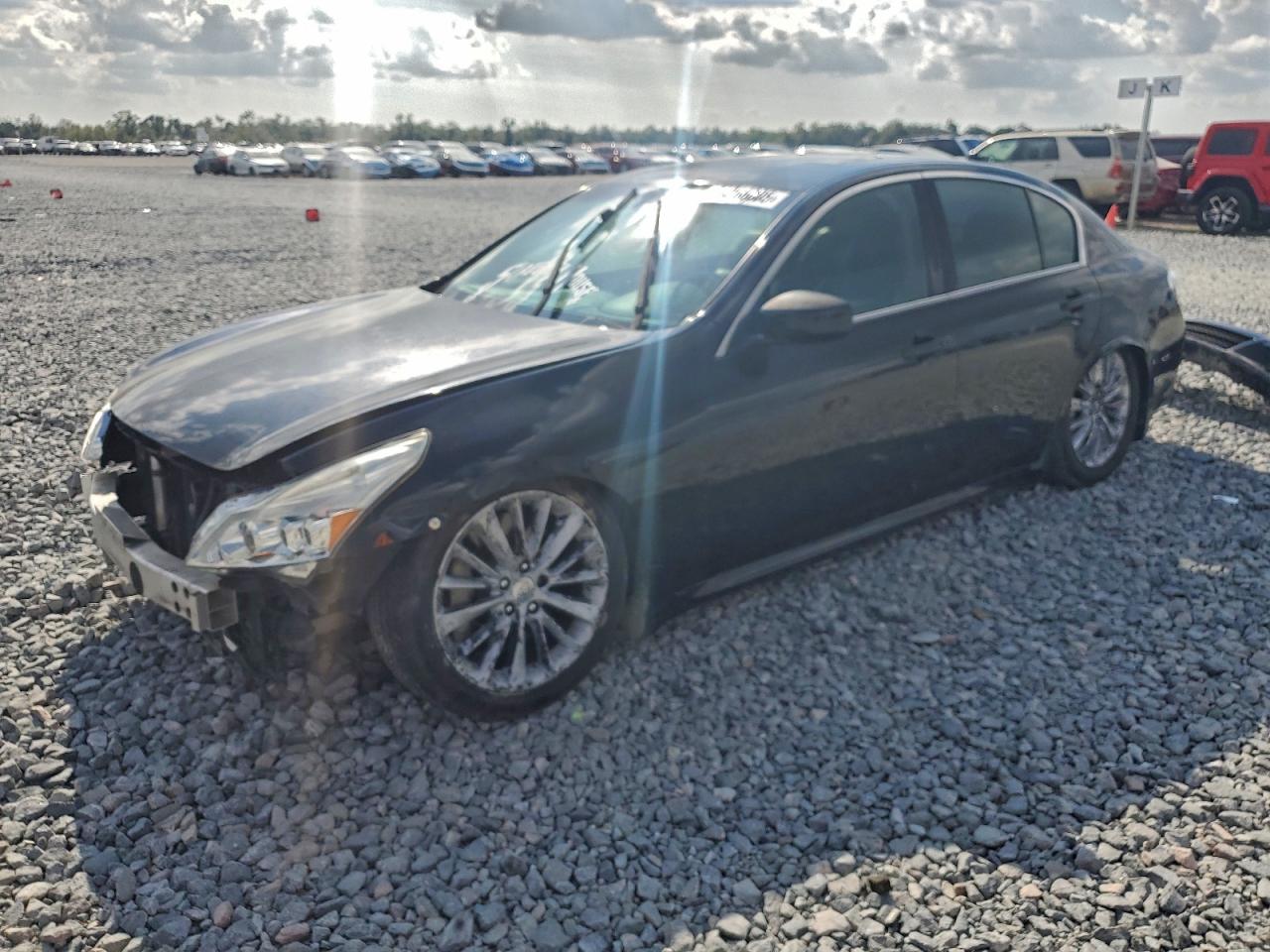 2012 Infiniti G37