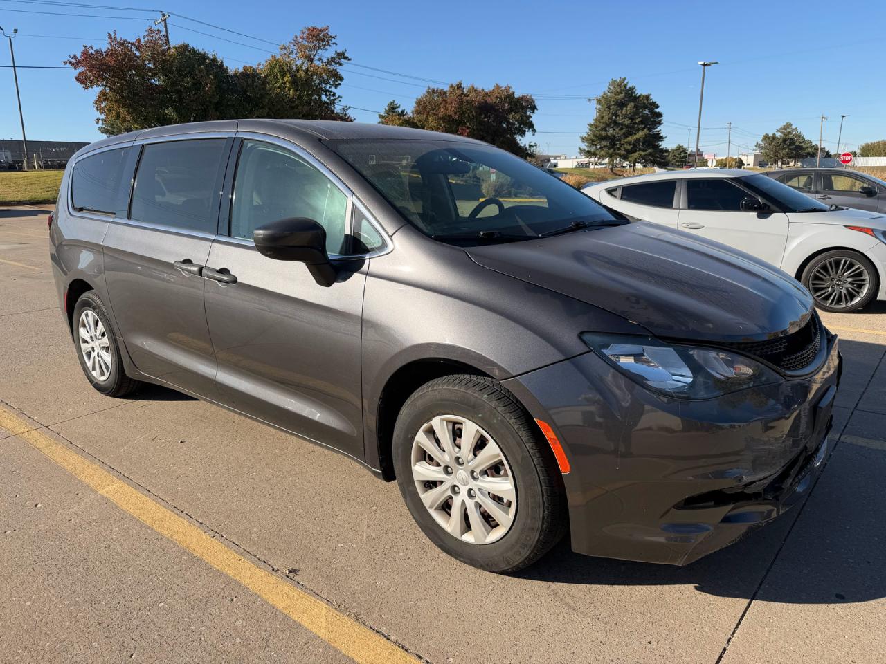 2021 Chrysler Voyager