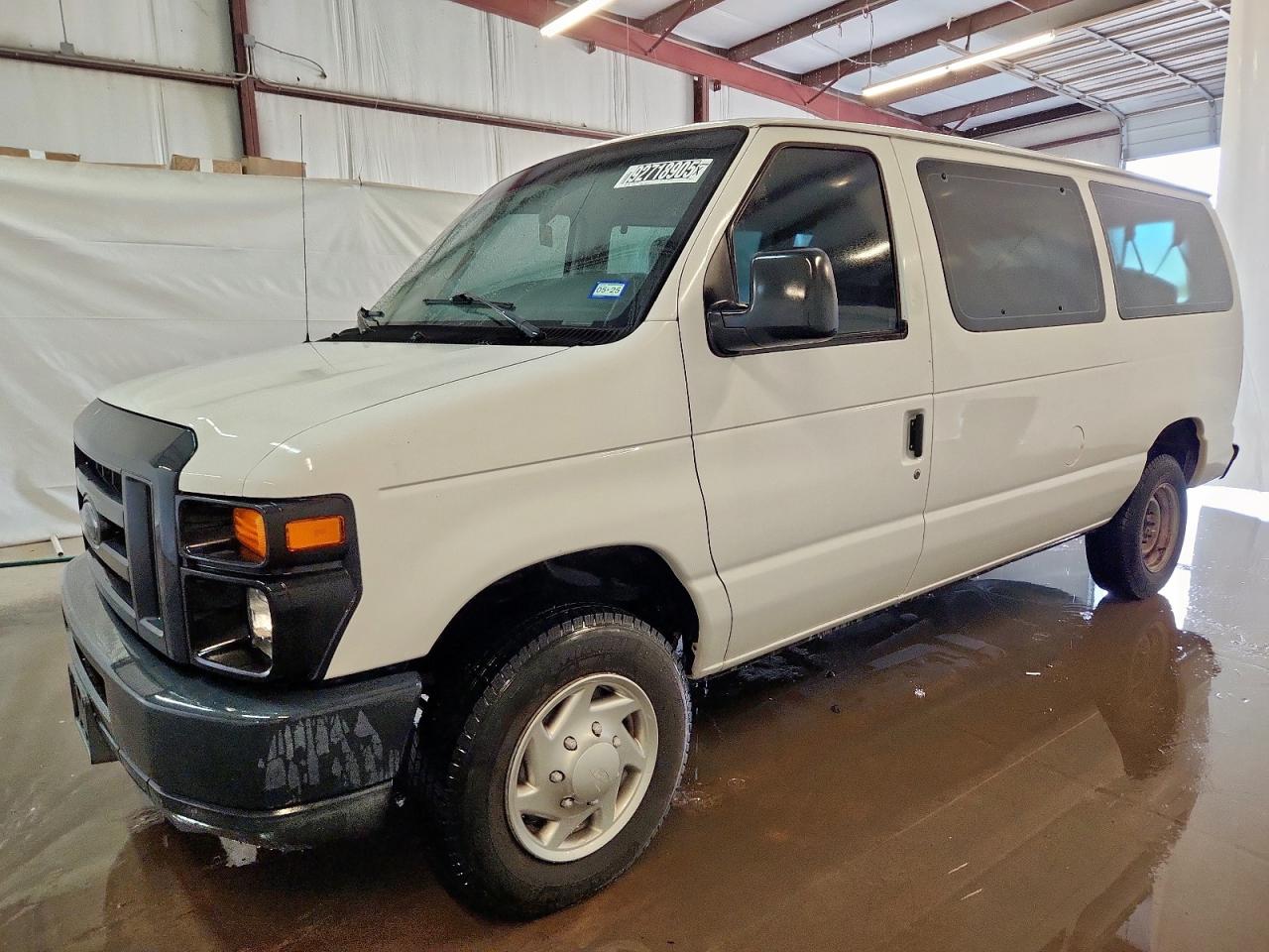 2013 Ford Econoline E350