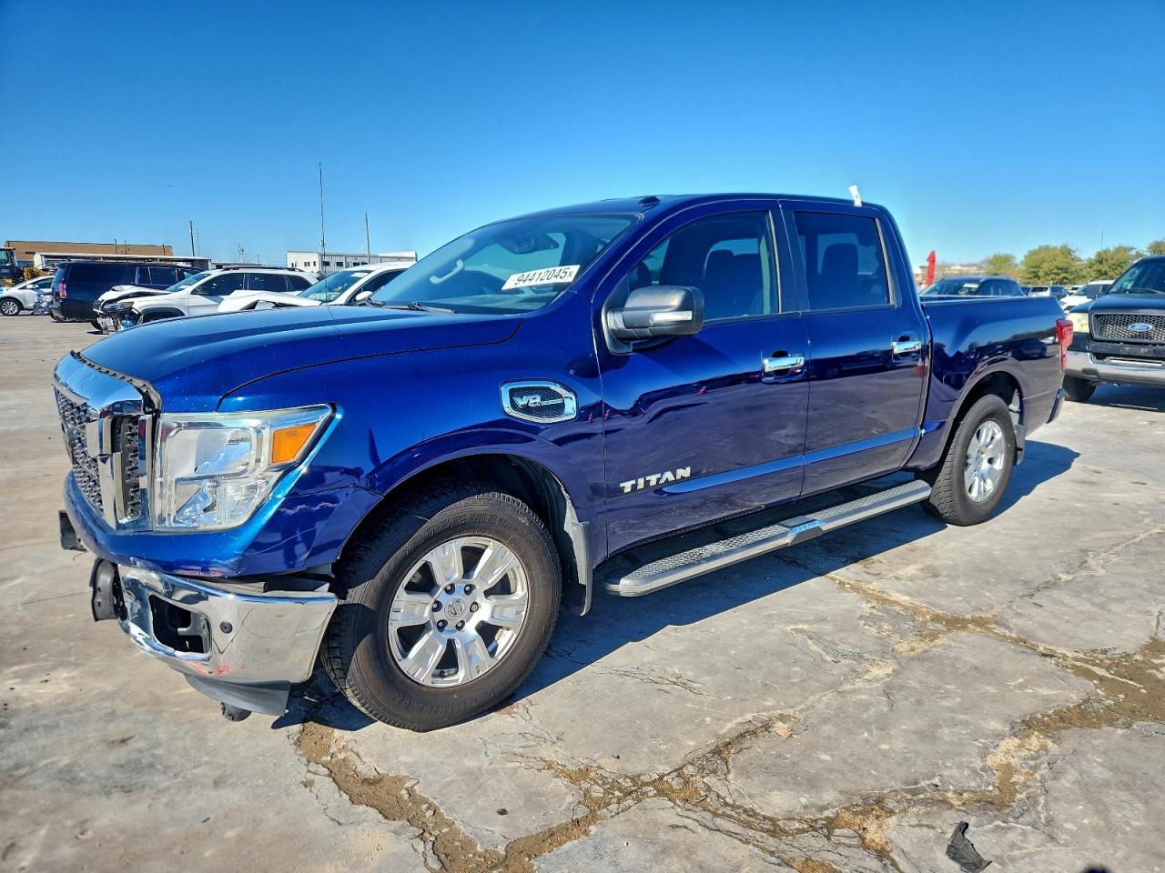 2017 Nissan Titan