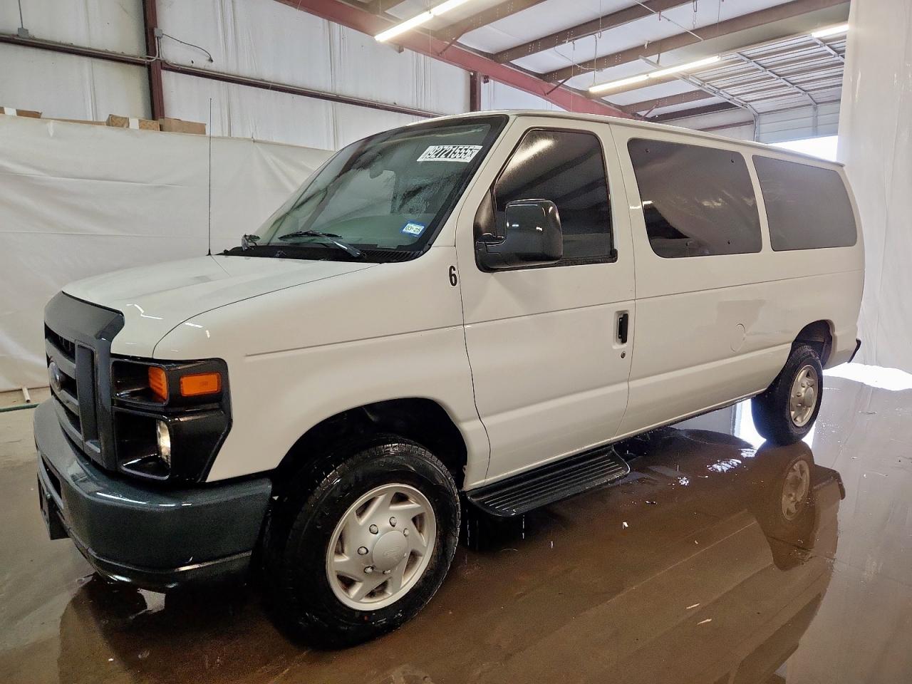 2014 Ford Econoline E350