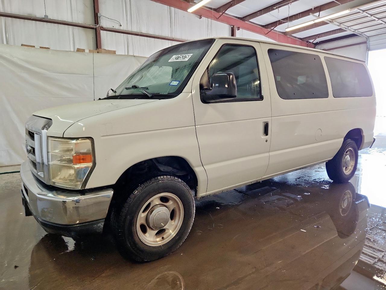 2013 Ford Econoline E350