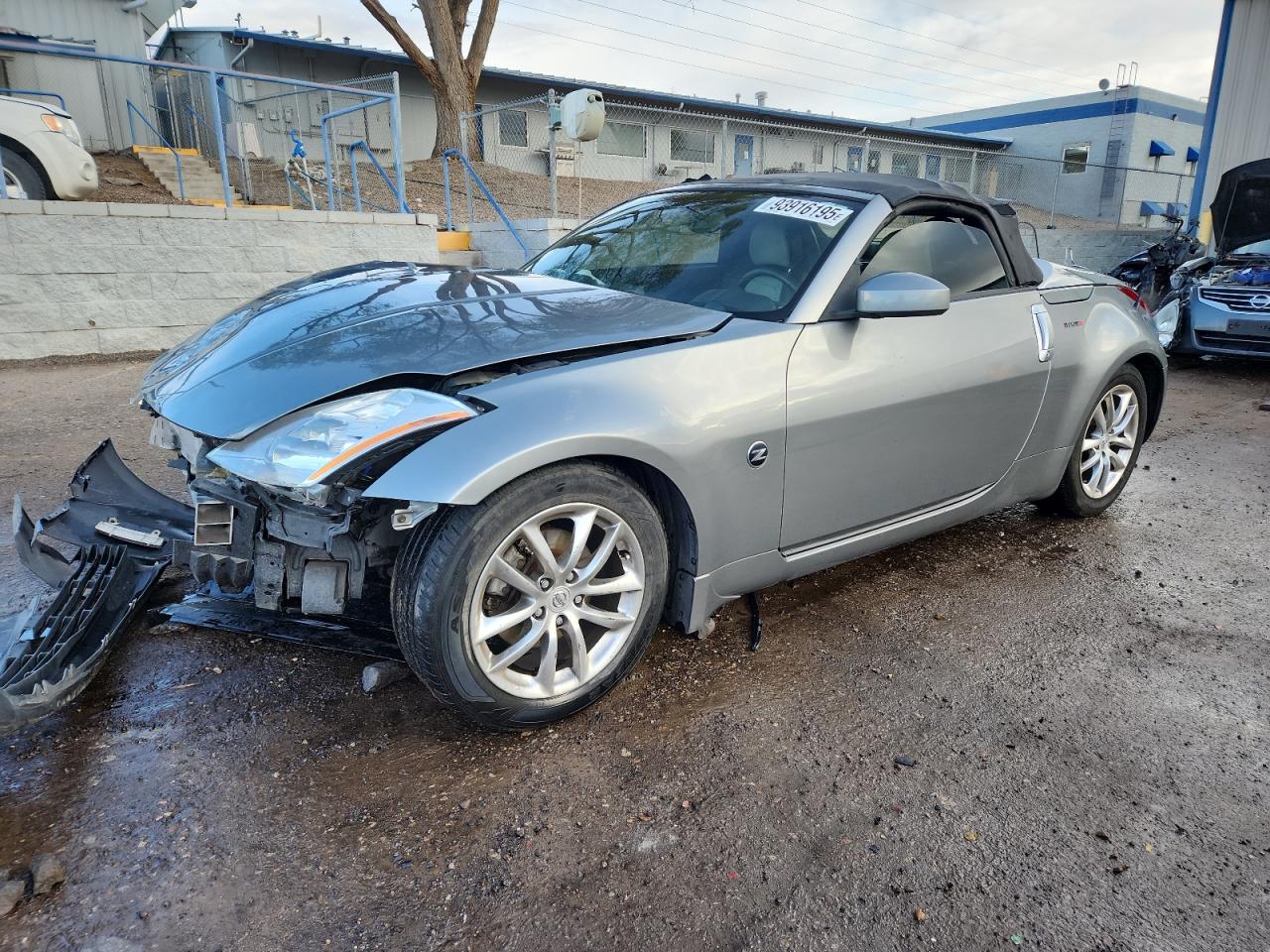 2004 Nissan Z