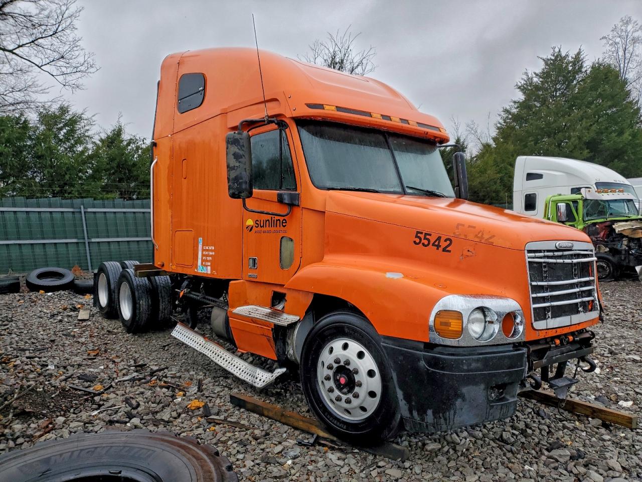 2002 Freightliner Cst120
