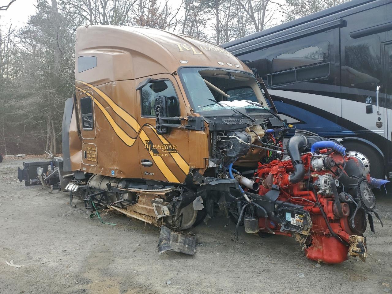 2023 Kenworth T680