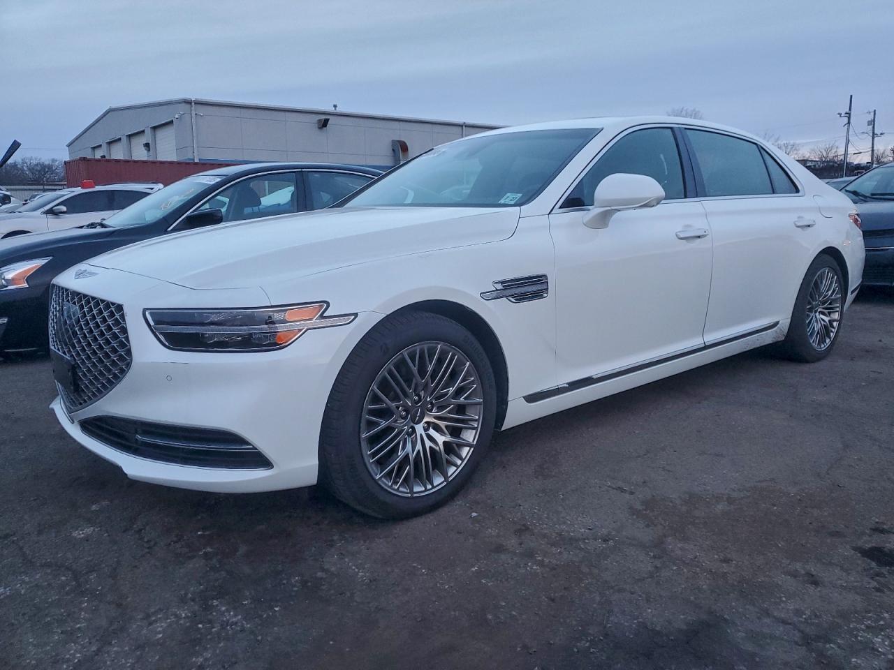 2022 Genesis G90