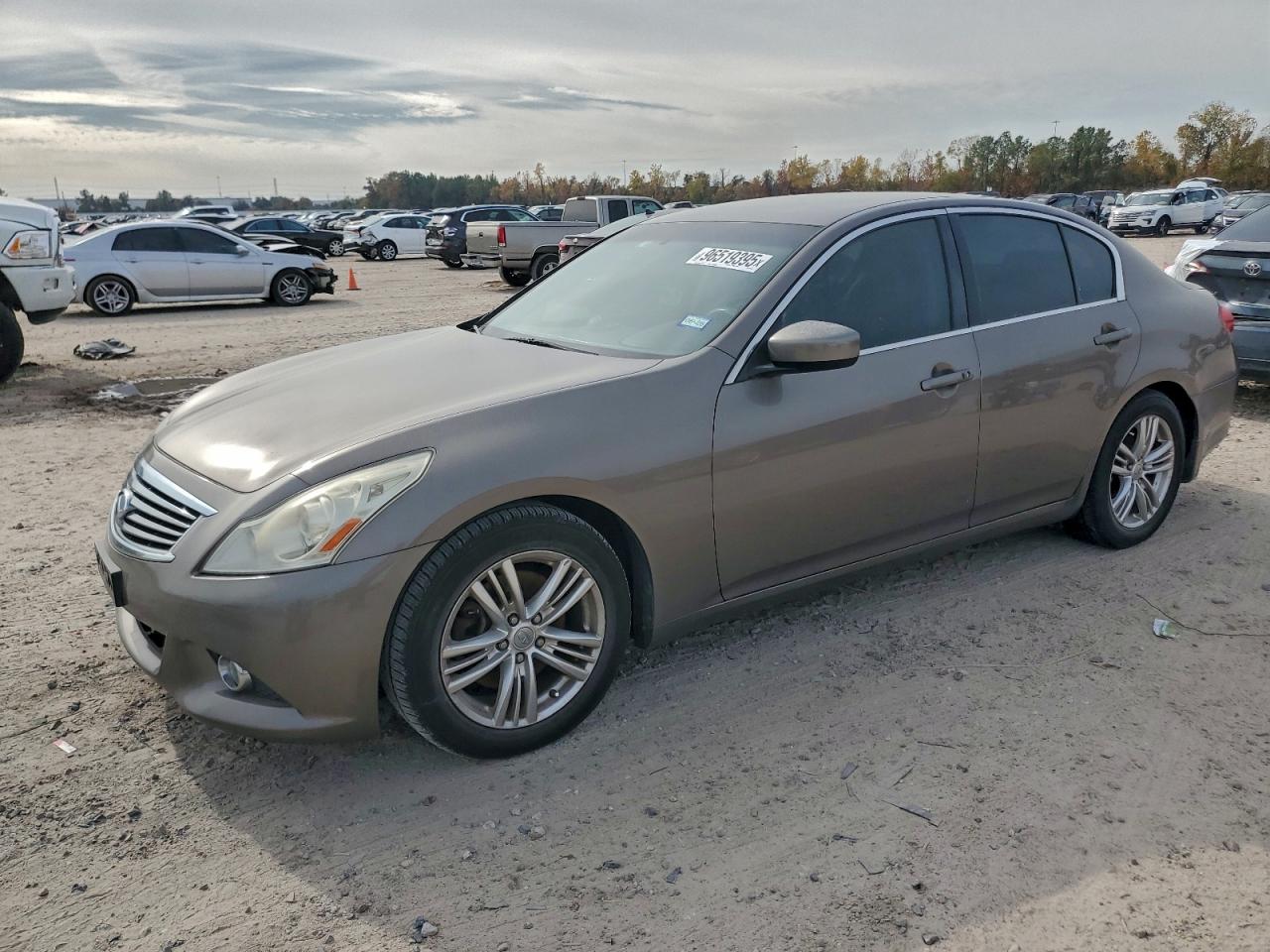 2011 Infiniti G37
