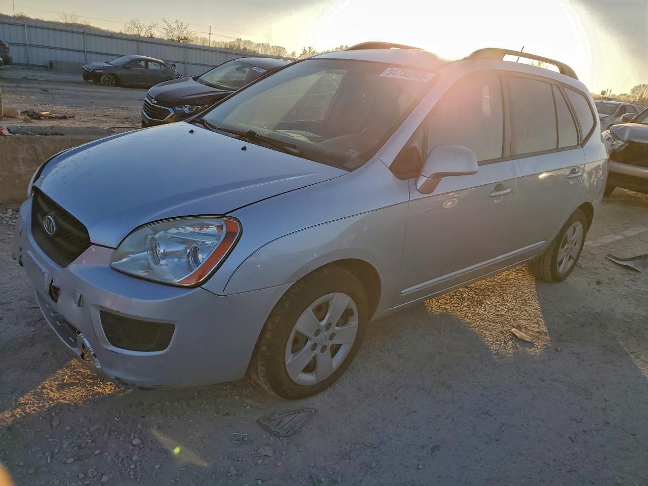 2009 Kia Rondo