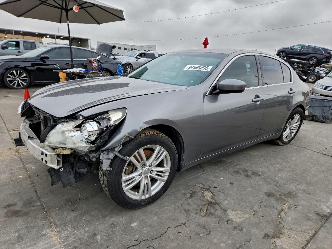 2013 Infiniti G37