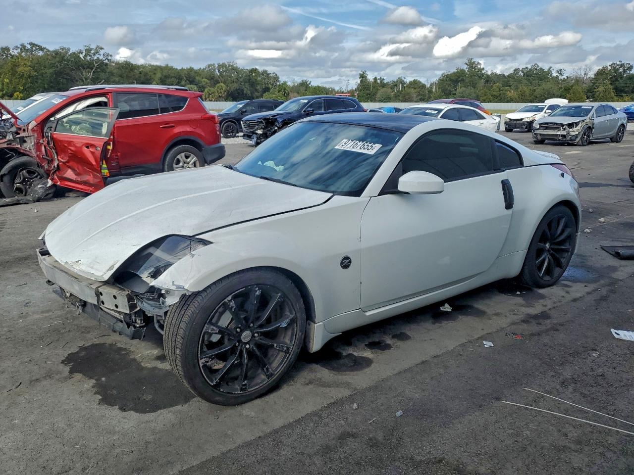 2004 Nissan Z