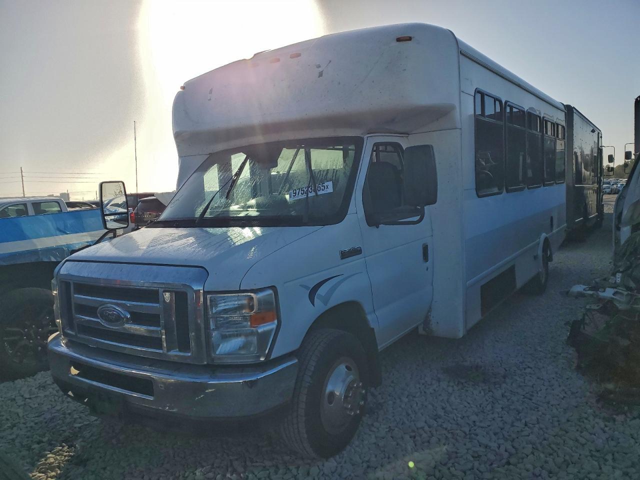 2016 Ford Econoline