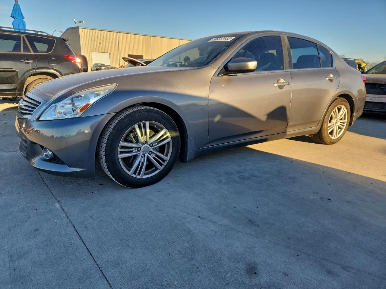 2013 Infiniti G37