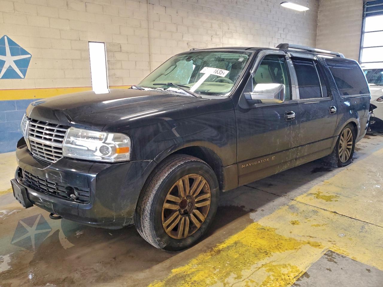 Lincoln Navigator