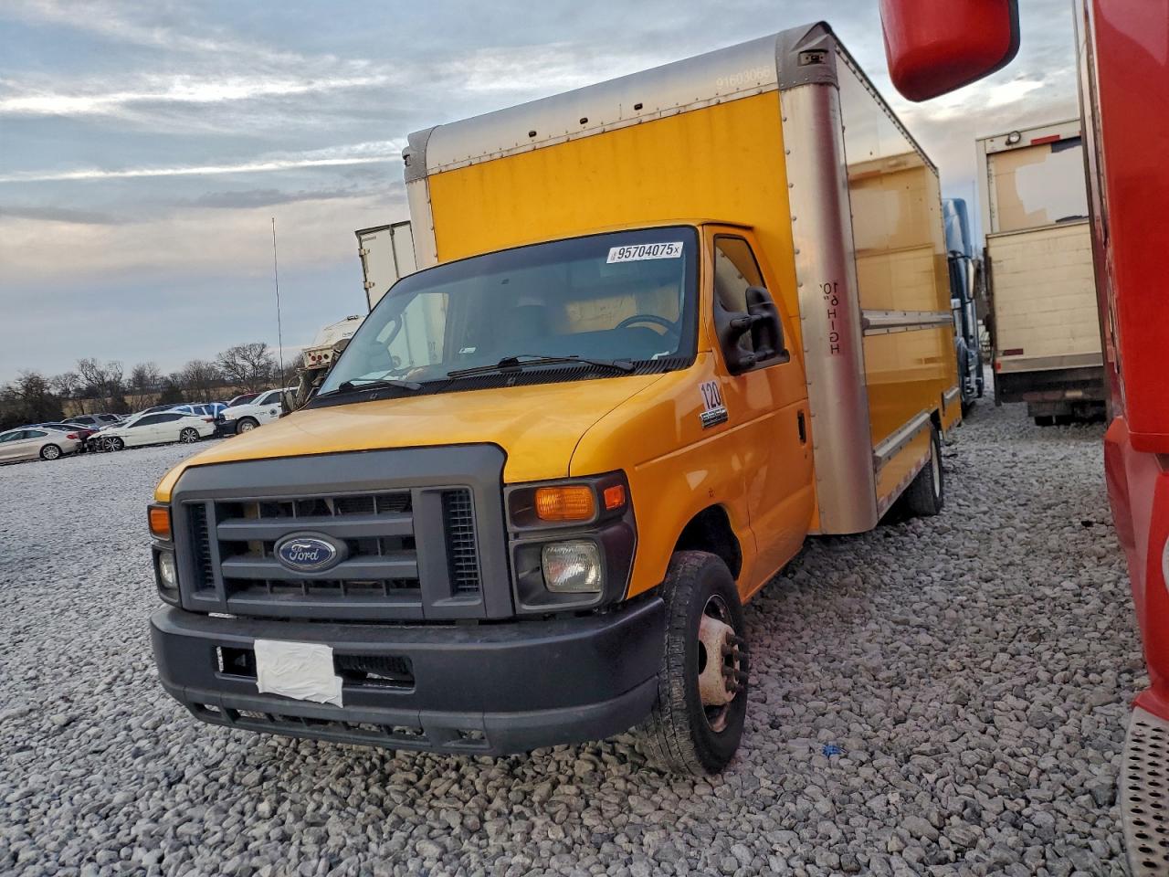 2016 Ford E-350