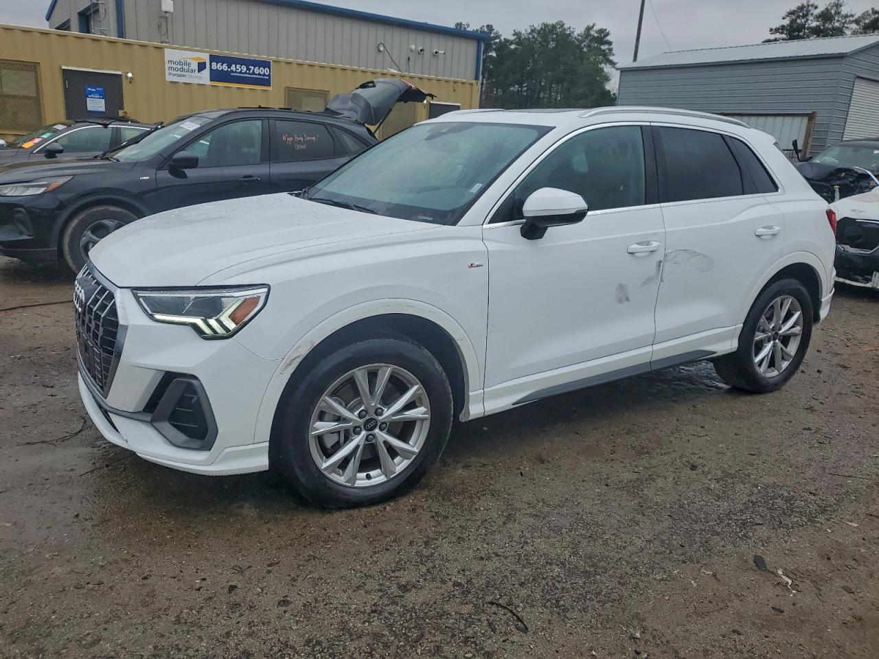 2025 Audi Q3