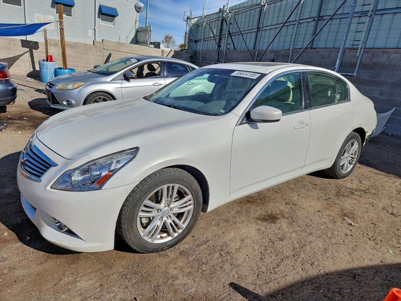 2013 Infiniti G37
