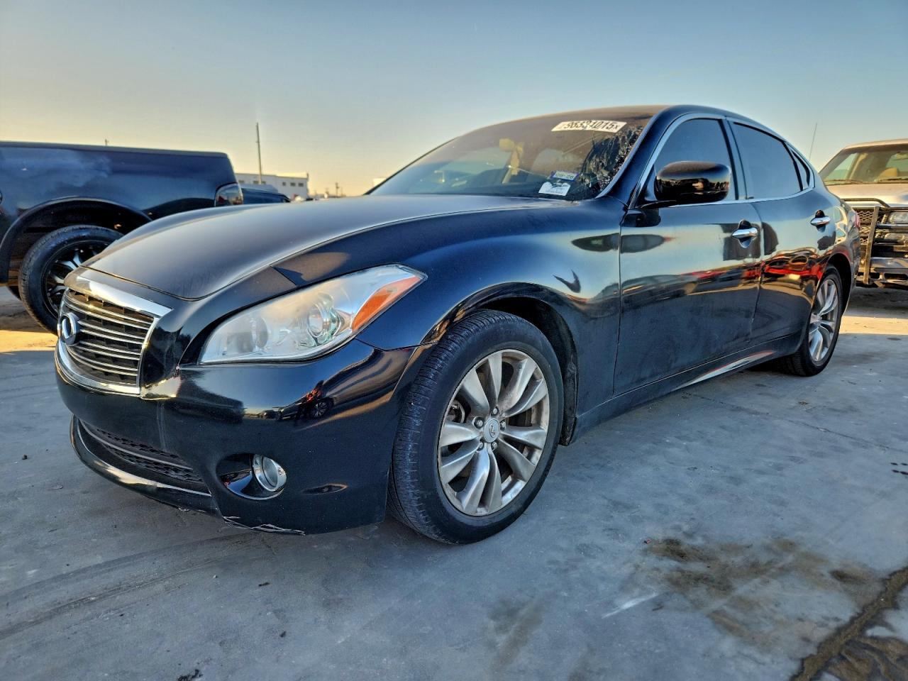 2013 Infiniti M37