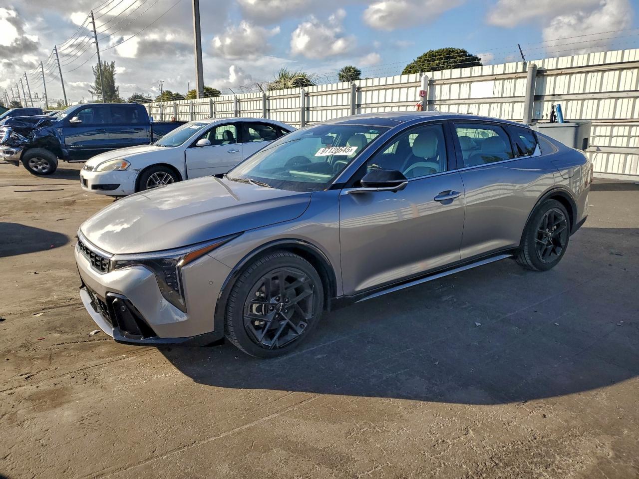 2025 Kia K4