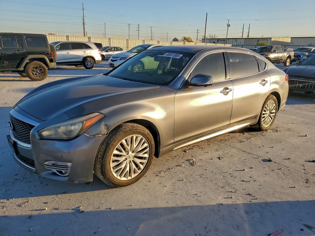 2015 Infiniti Q70