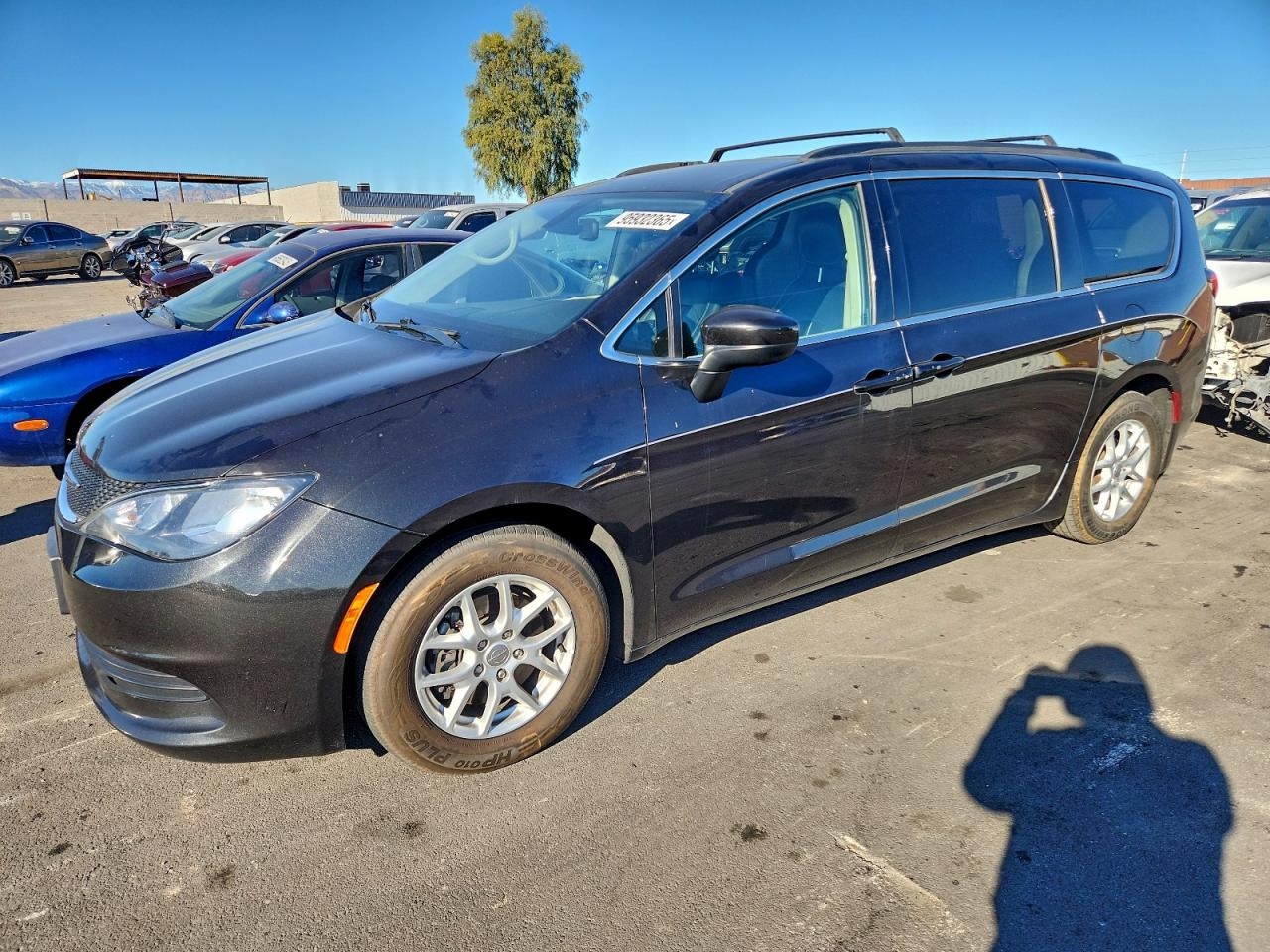 2020 Chrysler Voyager