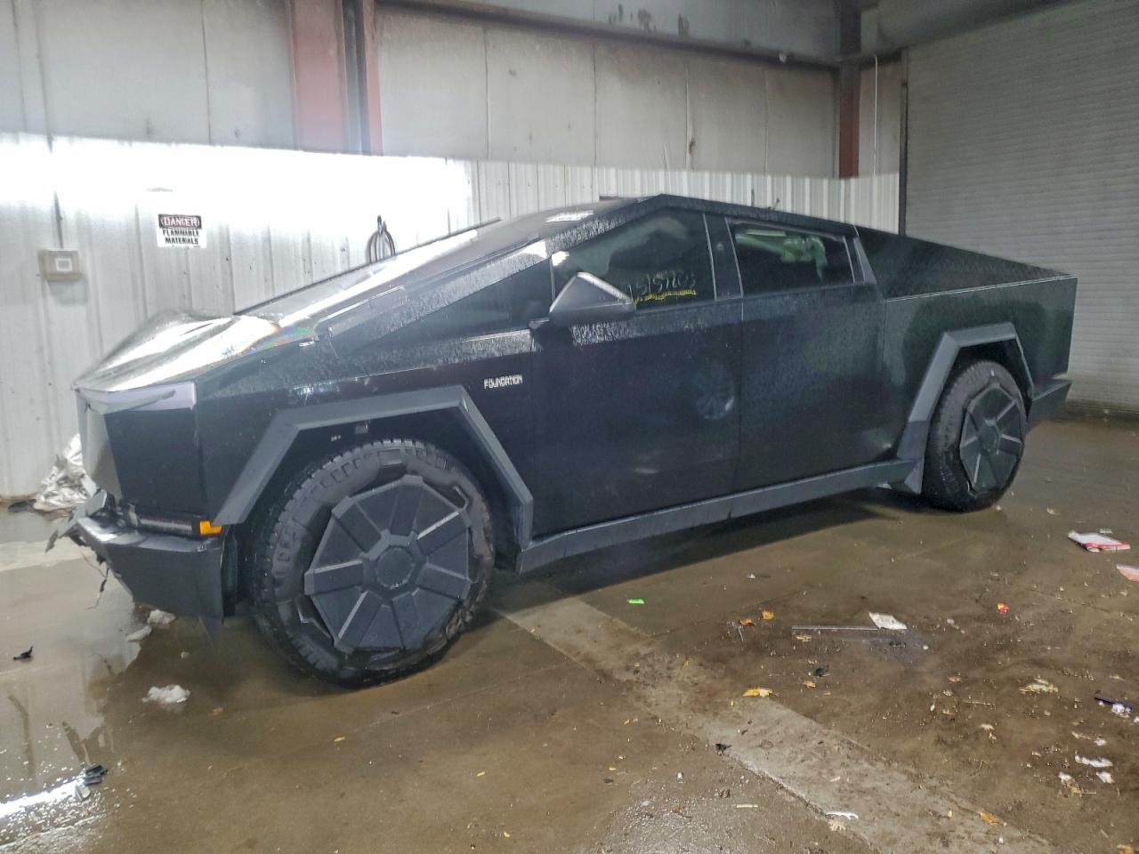 2024 Tesla Cybertruck