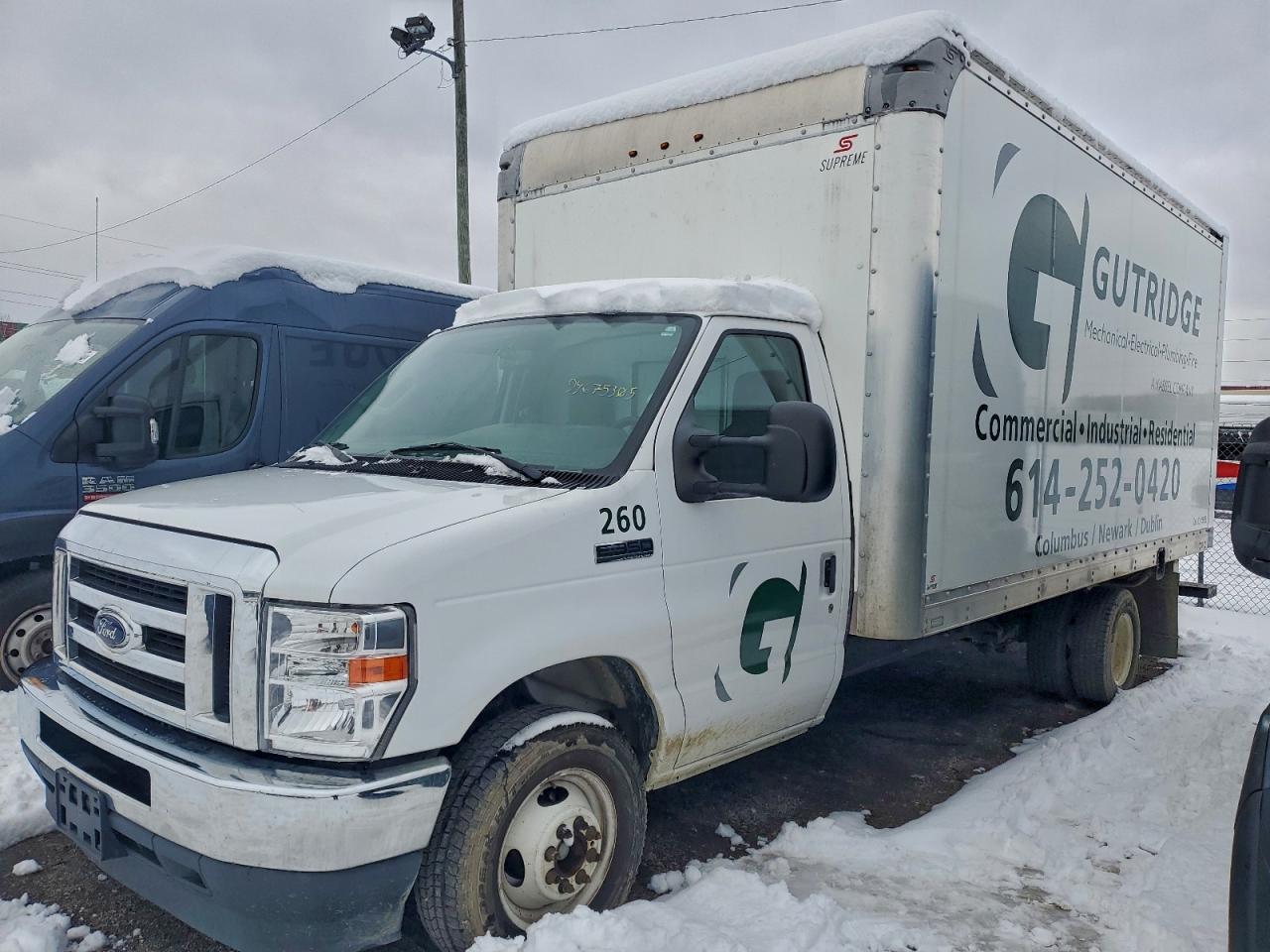 2022 Ford E-350