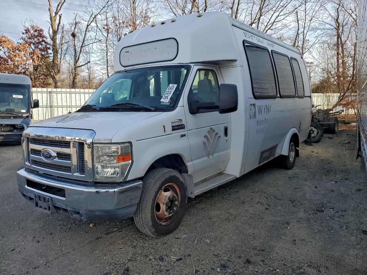Ford Econoline E350