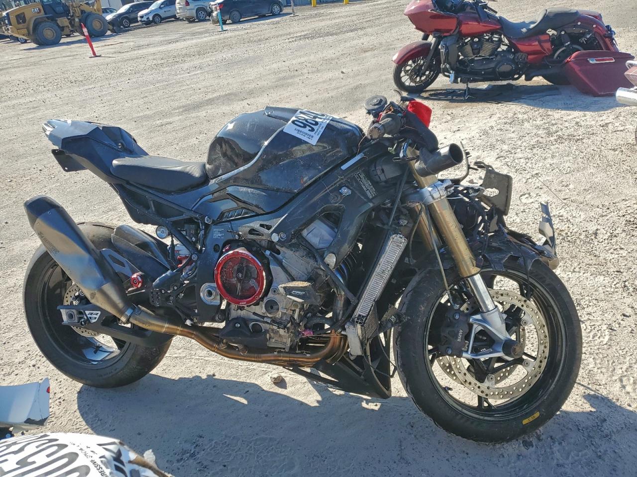 2025 BMW S 1000