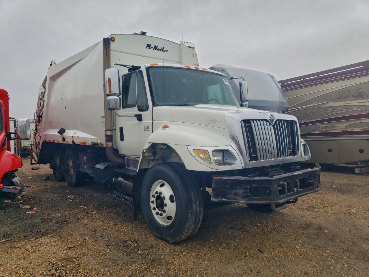 2004 International 7000-Series